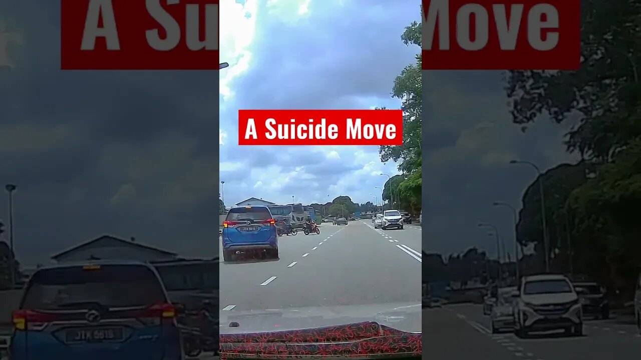 Riding on impulse, inconsiderate move could kill the cat itself [Dashcam recording]