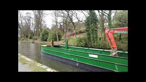 Huddersfield narrow Cannel some different boats