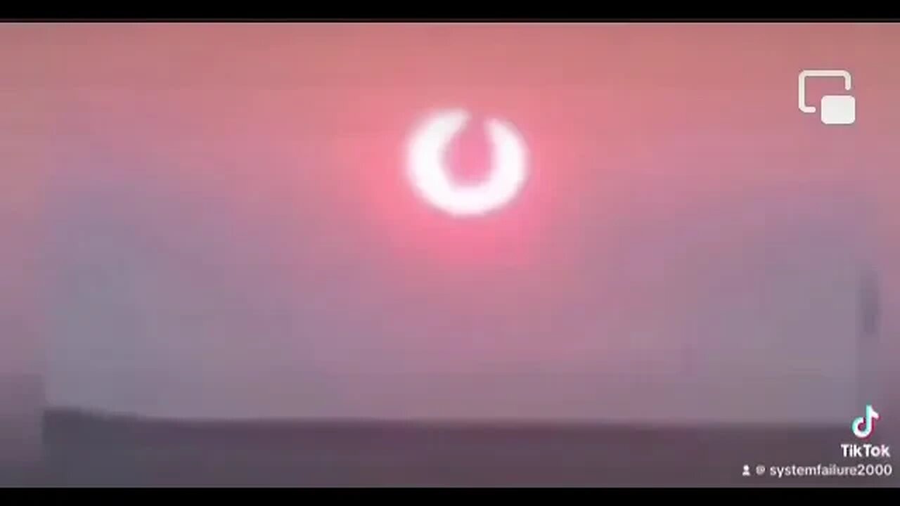 What Is In Front Of The Sun In Saudi Arabia? #Sun #SaudiArabia #StrangeSkies