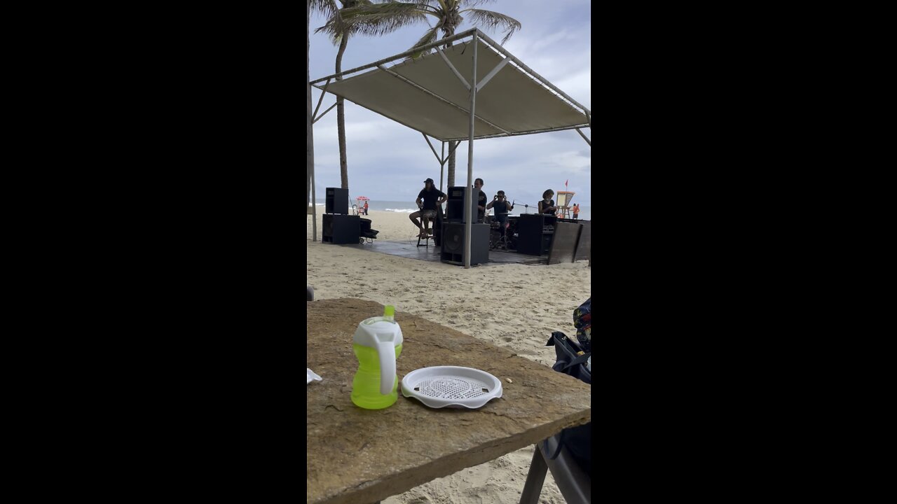 Pearl Jam Cover in Beach Park Fortaleza, Brasil.