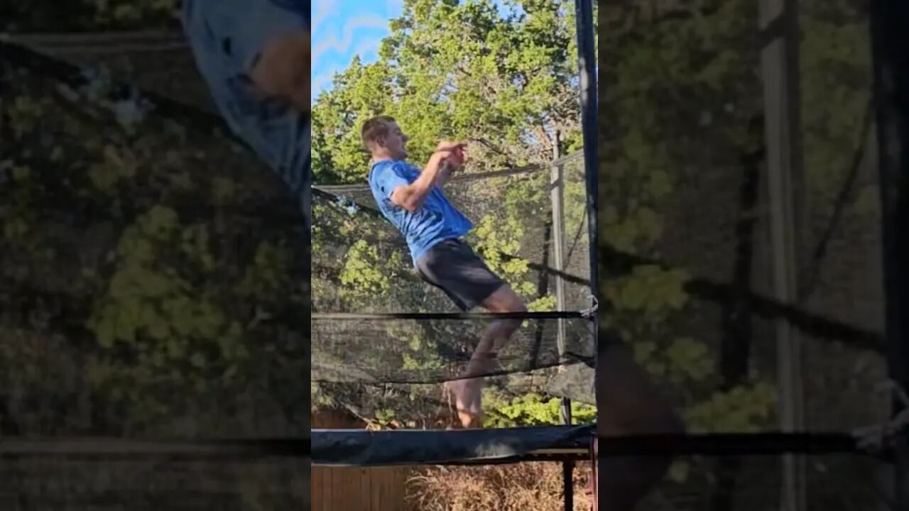 Do you think it is a good tuck? #flipping #parkour #trampoline #tricks #shorts