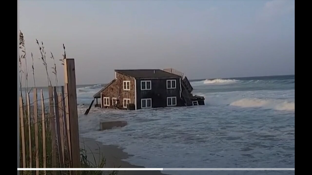 SEVENTH NC BEACH HOME COLLAPSES INTO OCEAN IN 4 YEARS