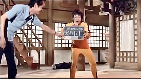 Cross kick Studio Films Bruce Lee Game of Death