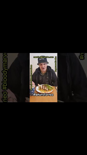 #maurieo #shorts #whatsfortea PAN FRIED CHICKEN BREAST WITH STEAMED ASPARAGAS & VEGE