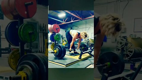 Deadlift workout 🏋️‍♀️training for CrossFit games 🔥#crossfitgirl💞 #crossfitgame #deadlift 🔥