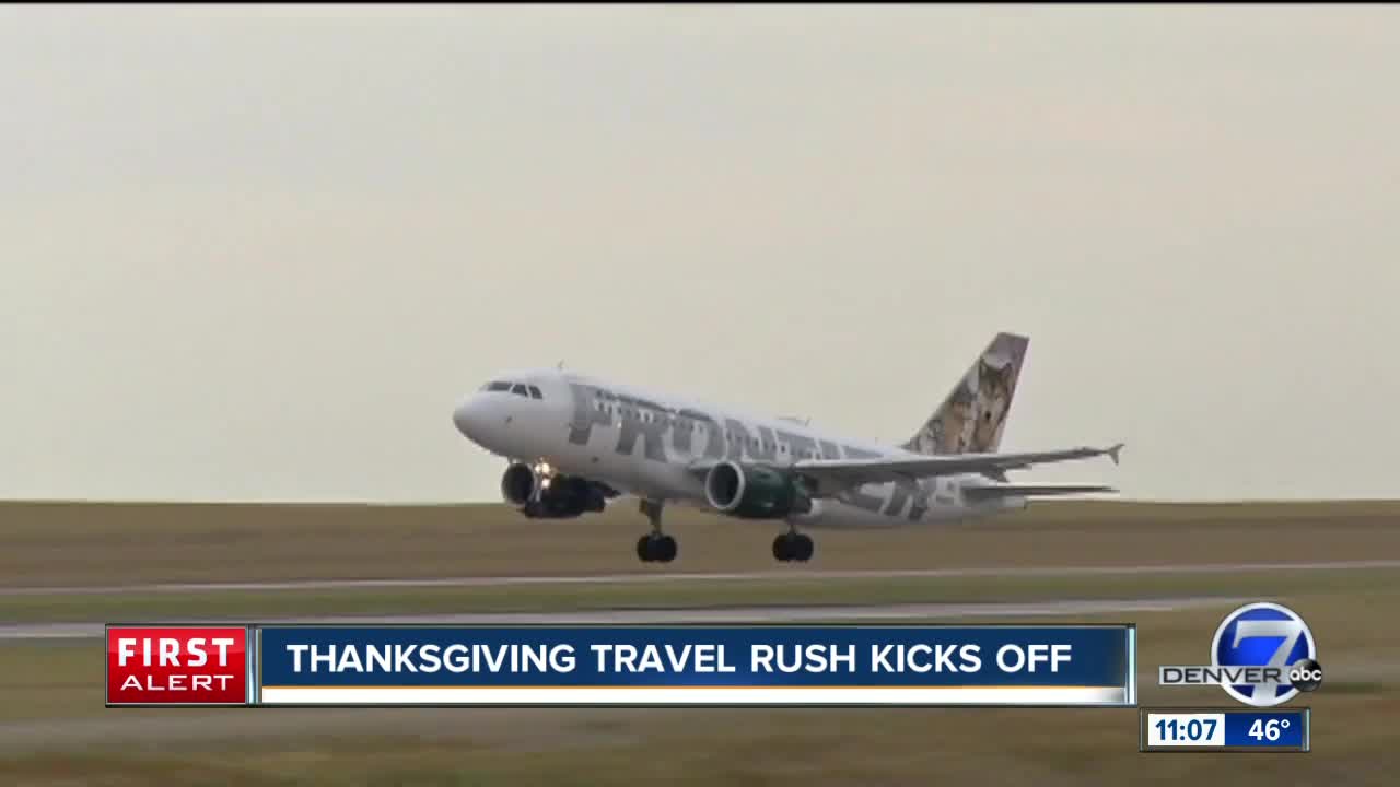 Thanksgiving travel rush kicks off