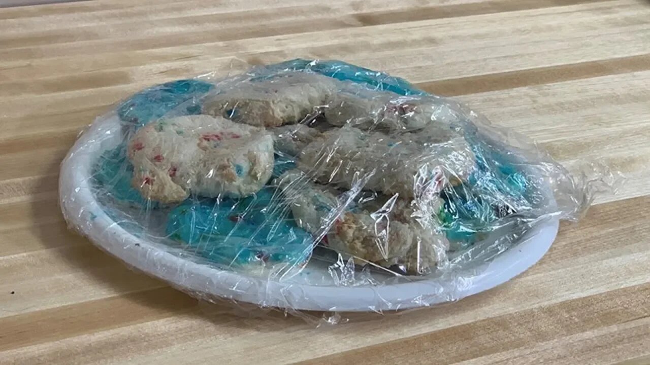 Laxative Cookies Handed Out To School Teachers