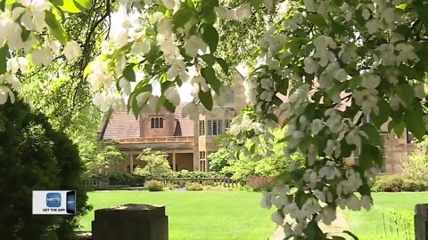 Paine Art Center & Gardens reopen