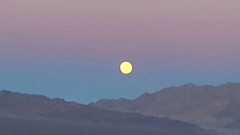 Full Moon Rising