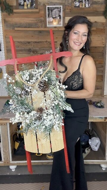 Christmas Countdown of CRAFTS: Day 7! Wooden Sled