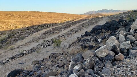 Mysterious Remains in the middle of California desert, Ancient, Advanced Civilization