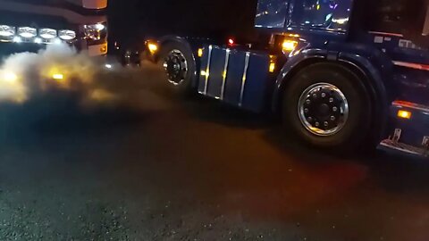 144L 530 V8 #scania Rolling Coal - Welsh Drones