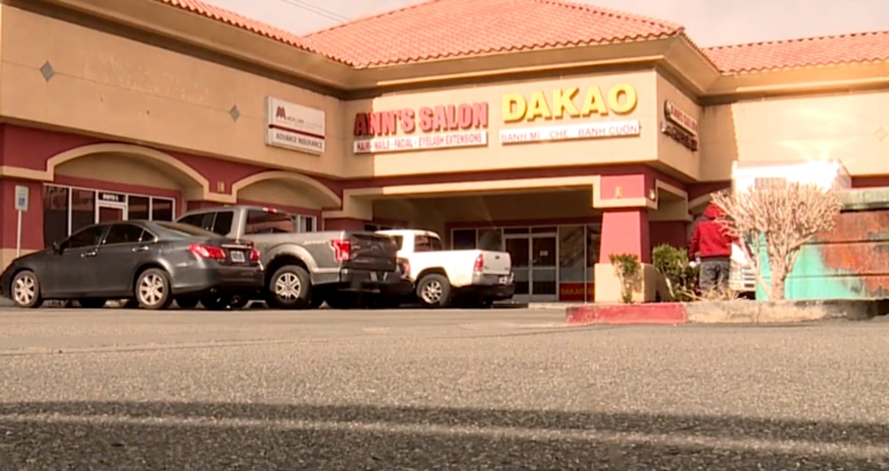 Repeat offender Dakao bakery and deli and its roaches return to Dirty Dining