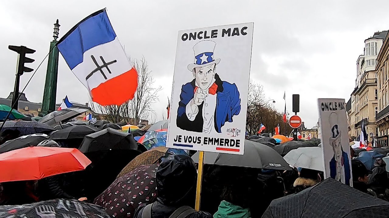 L’UNION SACRÉE | Manifestation contre le pass vaccinal, 8 janvier à Paris