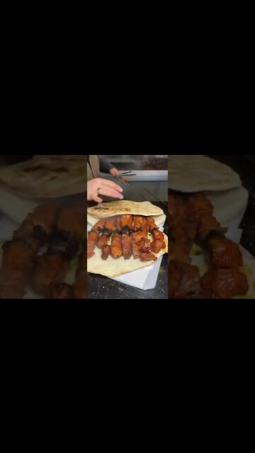 Spicy 🔥 Tikka 🤤#ytshorts #shorts #Food #Streetfood #UpFoodReview