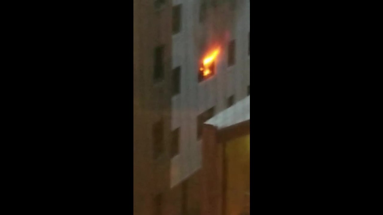 Fire breaks out at East Side apartment building