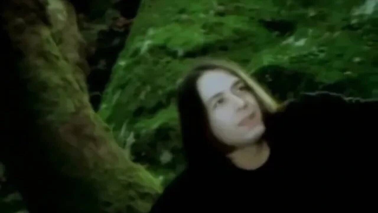 Γιάννης Κότσιρας - Η πρώτη μας φορά (1999) - Βιντεοκλίπ με ήχο από το "Στο Κόκκινο 105.5"