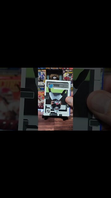 2022 Donruss Football Value Pack | Dojo Short - Football Cards Hunting for Blue Parallels & Downtown