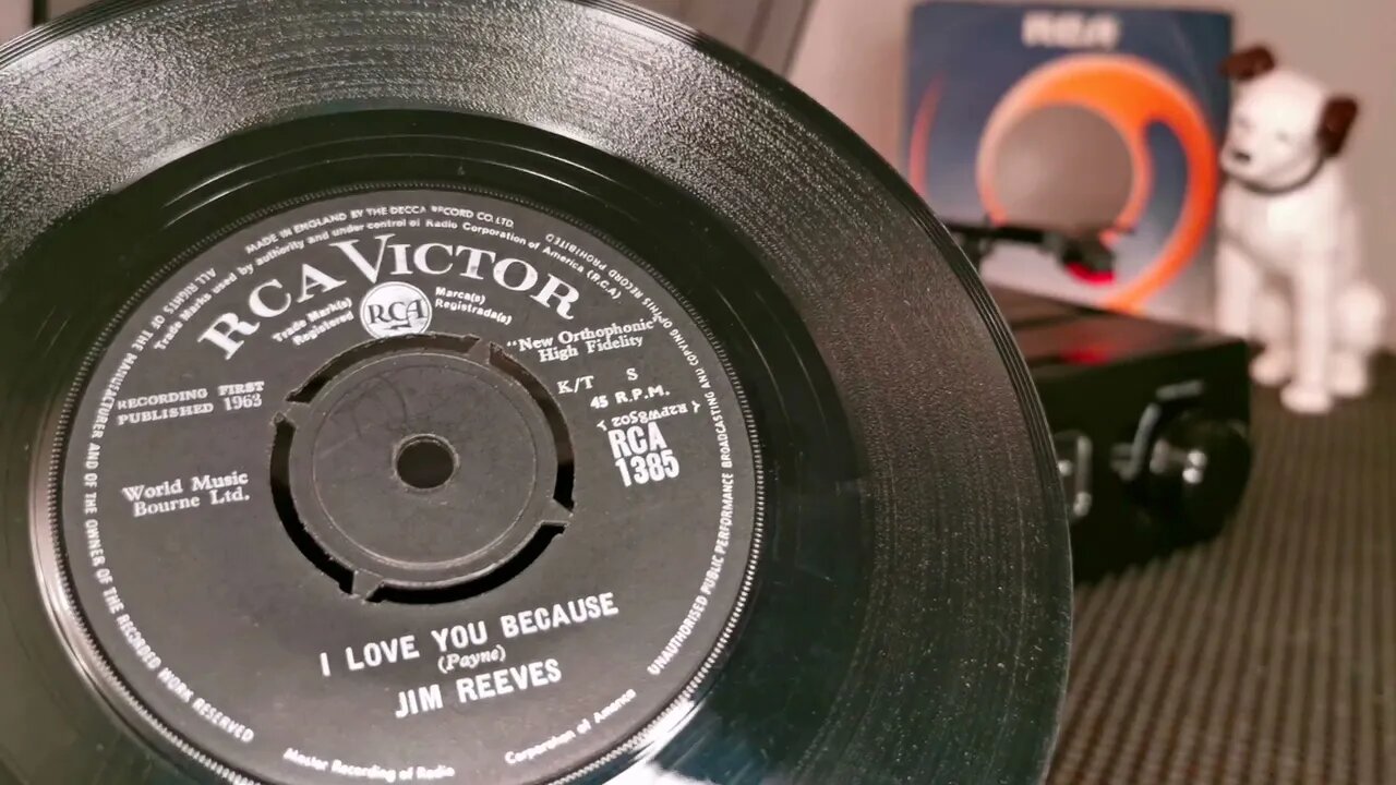 I Love You Because ~ Jim Reeves ~ 1958 RCA Victor 45rpm Vinyl SIngle ~ Steepletone ST918 Turntable