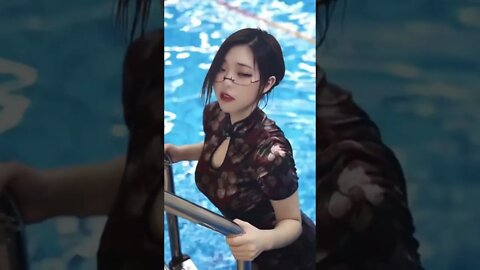 Big Chinese Girl Gets Out Of The Pool In Her Qipao