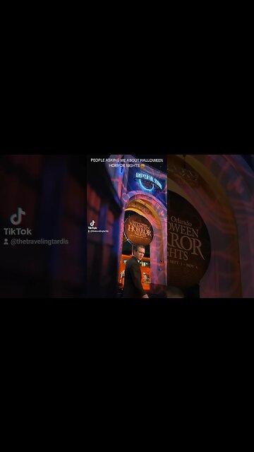 🎃 #TARDIS VS #HALLOWEEN HORROR NIGHTS #HHN #HHN32 #MENINBLACK #TIKTOK #CapCut #SHORTS #SUBSCRIBE