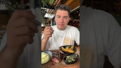 DOAR EU MANANC ASA ? #oguritamica #mancaciosul #romania #mancare #food