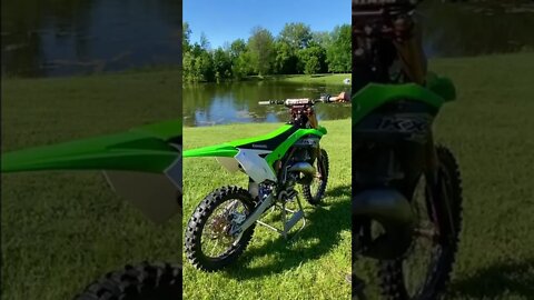 This KX125 2 STROKE Sounds Insane💨 #shorts