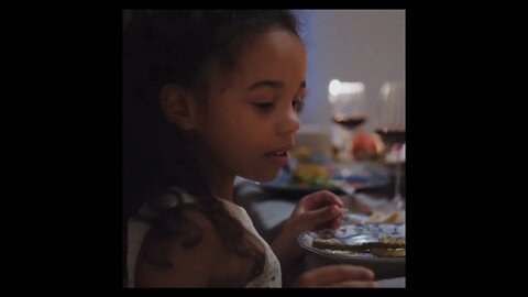 Thanksgiving 2022 | Dinner With Family #thanksgiving2022 #shorts #short #food #eating 40 Seconds #2