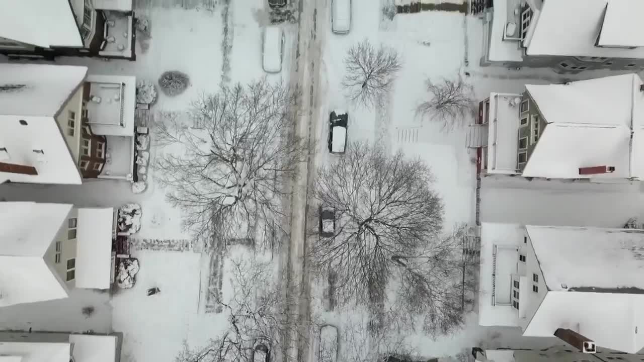 Snow covers Milwaukee's East Side [Drone Footage]