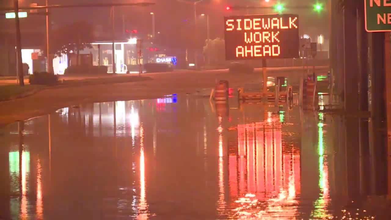 Portion of North Federal Highway closed in Boca Raton for flooded streets