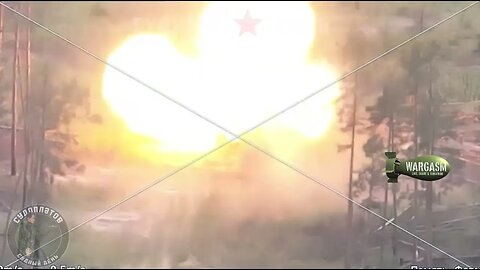 Russian FPV kamikaze drone burns a tank