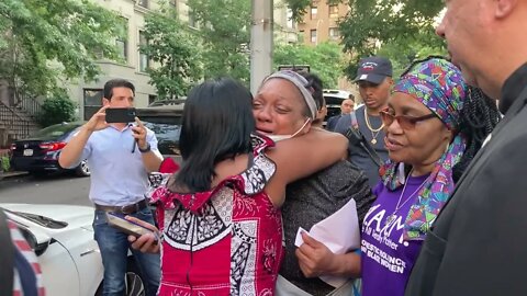 The Candlelight Vigil for #azsiajohnson hosted by @JulieMenin and @warmnyc @warm_nyc on 95th street