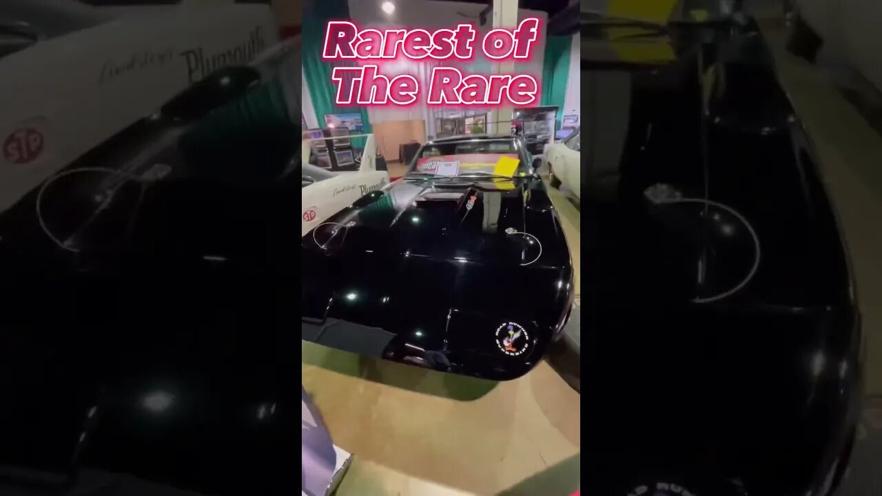 World’s Only Black 1970 Superbird!Rarest of the Rare 440 Six Barrel at MCACN! #shorts