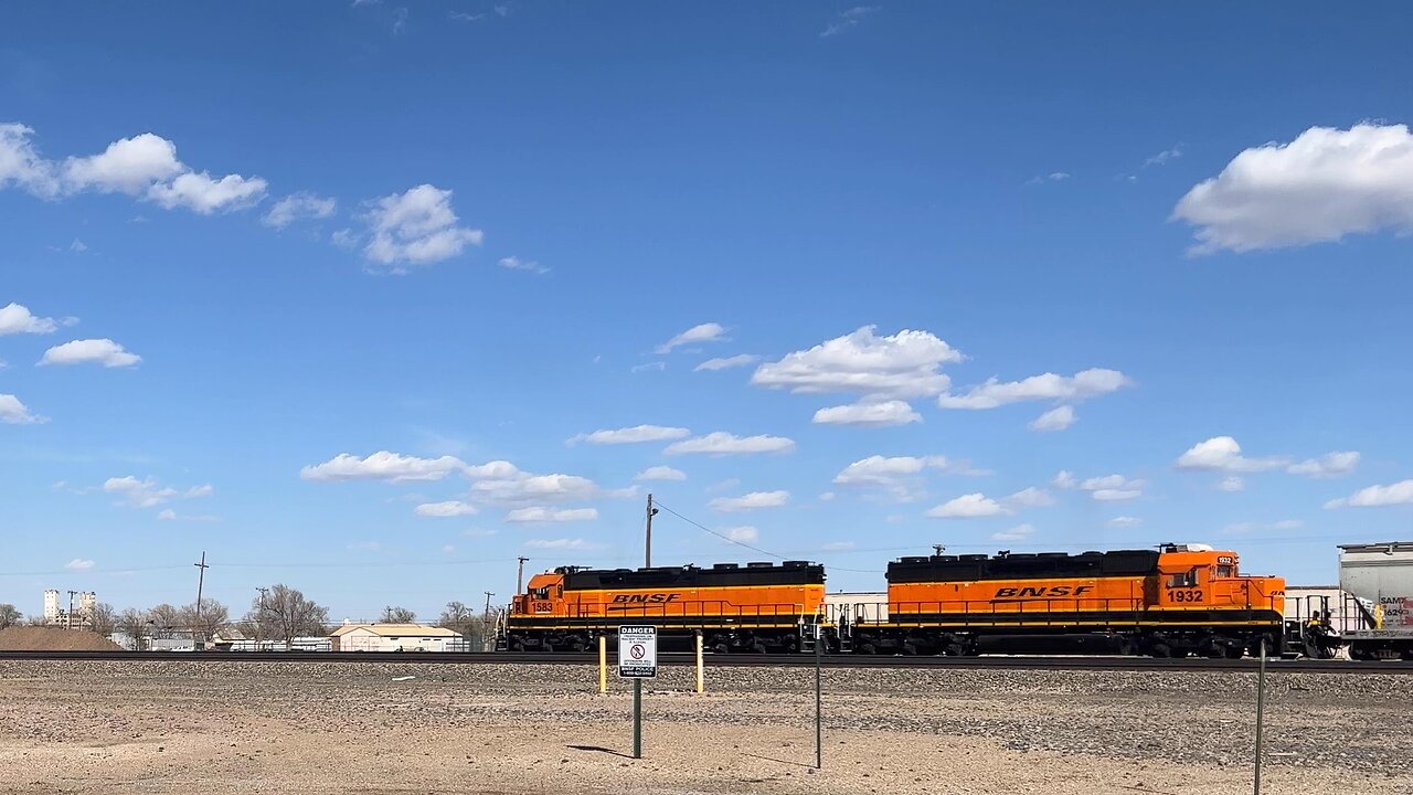 Remote Control Locomotives work Amarillo's South Yard.