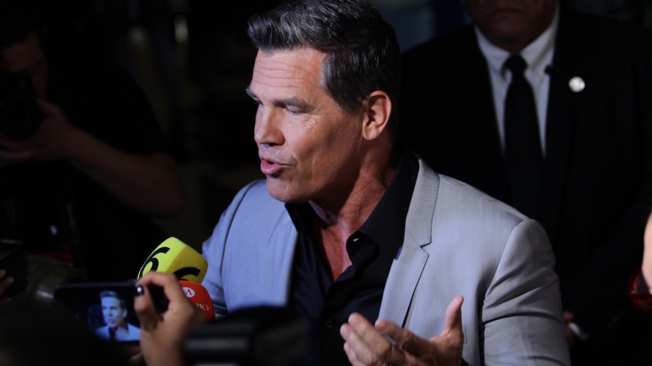 Josh Brolin Tried The 'Thanos Snap' On An Interviewer