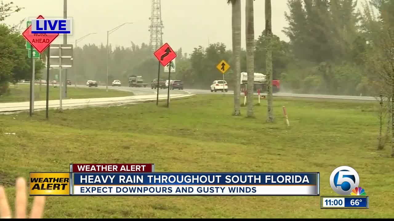 Heavy rain moving through Palm Beach County, Treasure Coast
