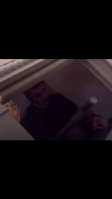 Capitol Hill staff caught handing out baseball bats to the J6 crowd