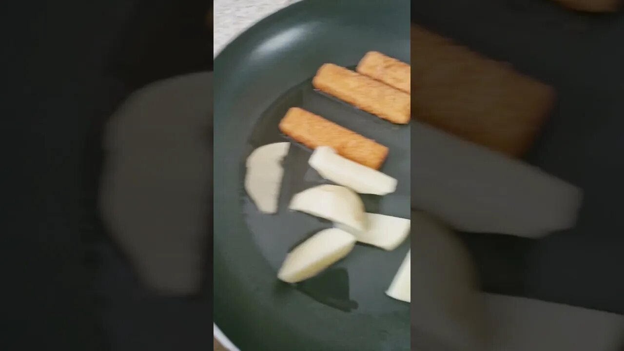 #veiws_viral_video_subscribers_grow fish 🐟 finger 😋 time