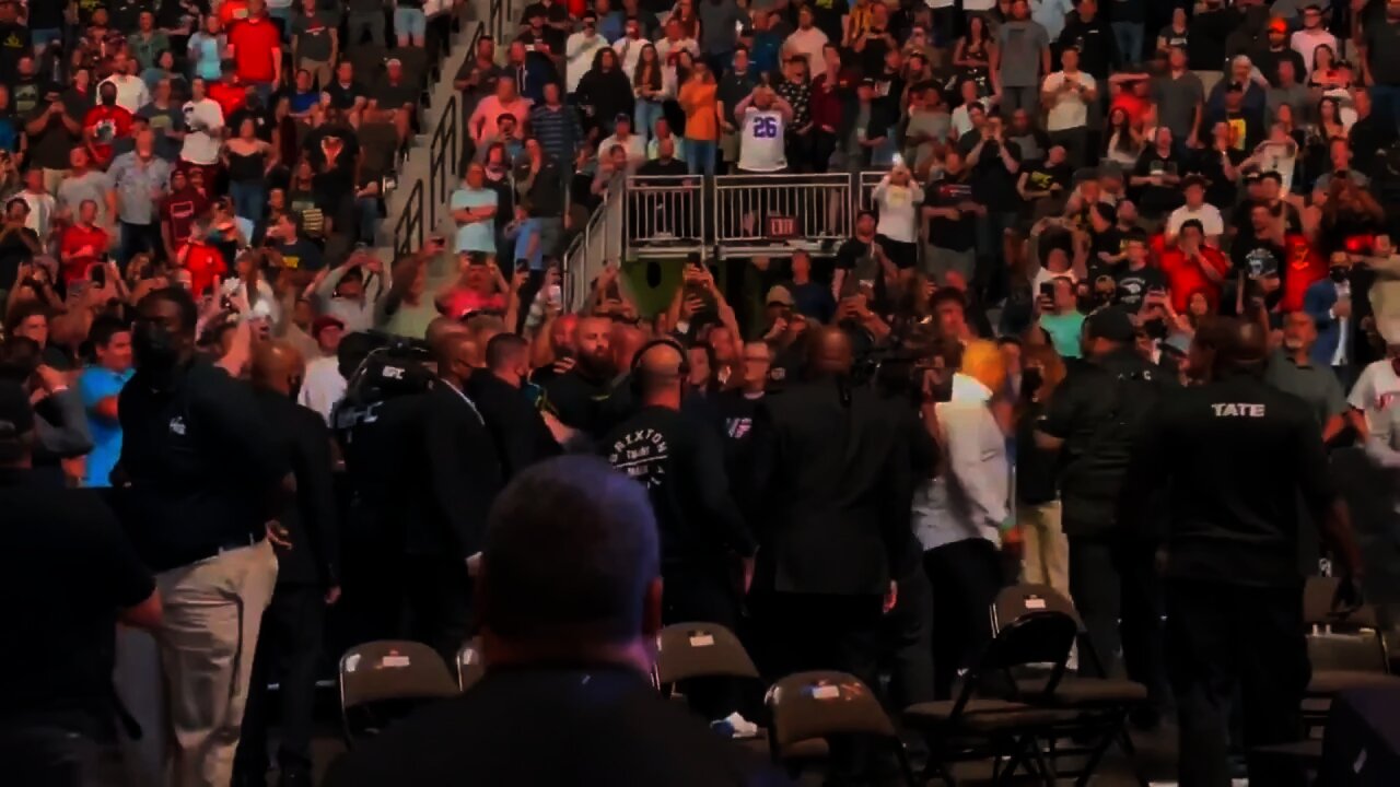 Jake Paul & Daniel Cormier heated argument at UFC 261