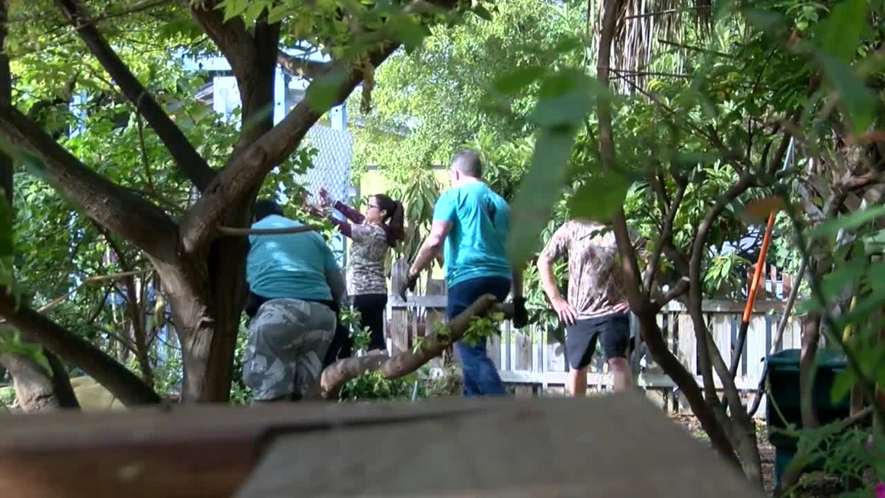 Volunteers with veterans' organization improve Delray Beach children's garden