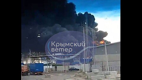 🔥 According to local residents, a ferry may have been blown up in the port of