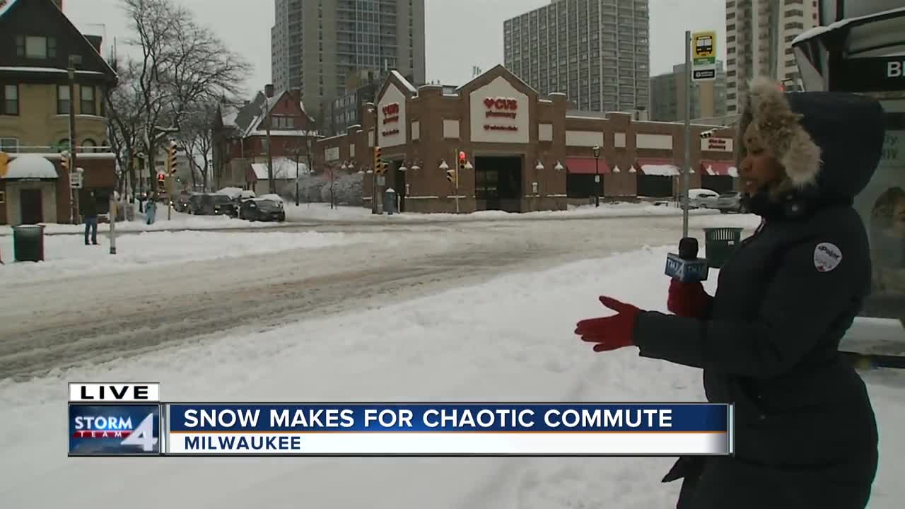 Snow makes for chaotic commute