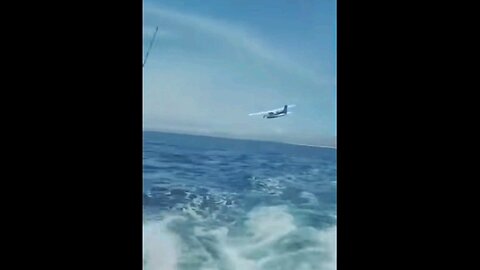 Irresponsible Pilot Flew Right into Their Fish Line!