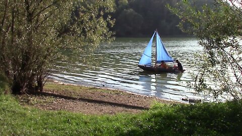 Sailing on a rubber canoe