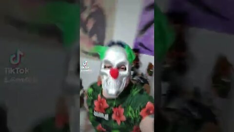 #clowncore #song #van #avantgarde #clown #mask #jmek #caras
