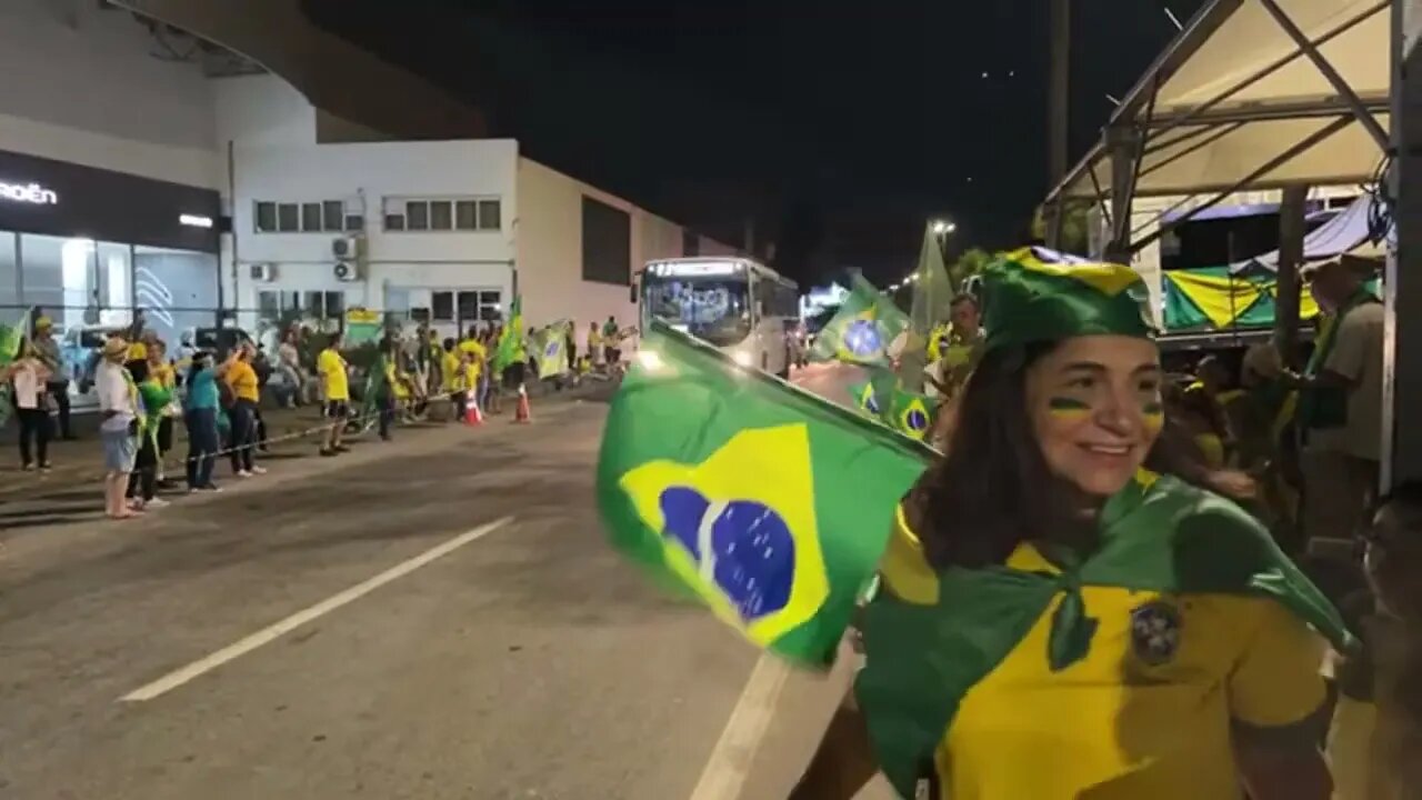 REUNIÃO ÀS PRESAS PORTAS FECHADAS O BRASIL VENCEU HOJE IPATINGA MG POVO NAS RUAS!