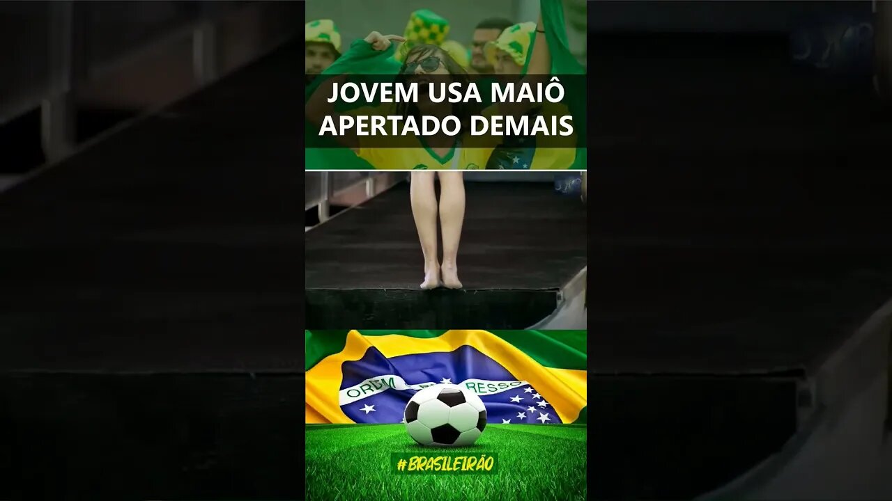 maiô apertado atrapalha jovem no salto olímpico