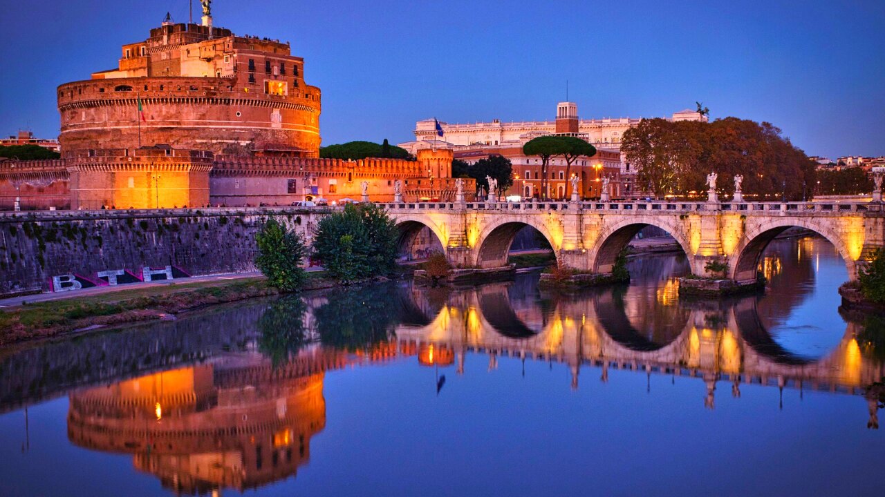 FLYING OVER ITALY (4K UHD) - Relaxing Music Along With Beautiful Nature Videos