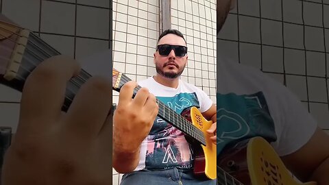 Pisa como eu pisei - Zeca Pagodinho #shorts #sambademesa #samba #violão #tiktokvideo