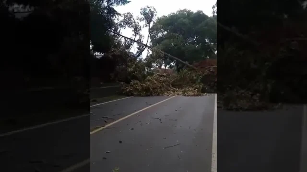 jalan utama penghubung cipanas cianjur terputus